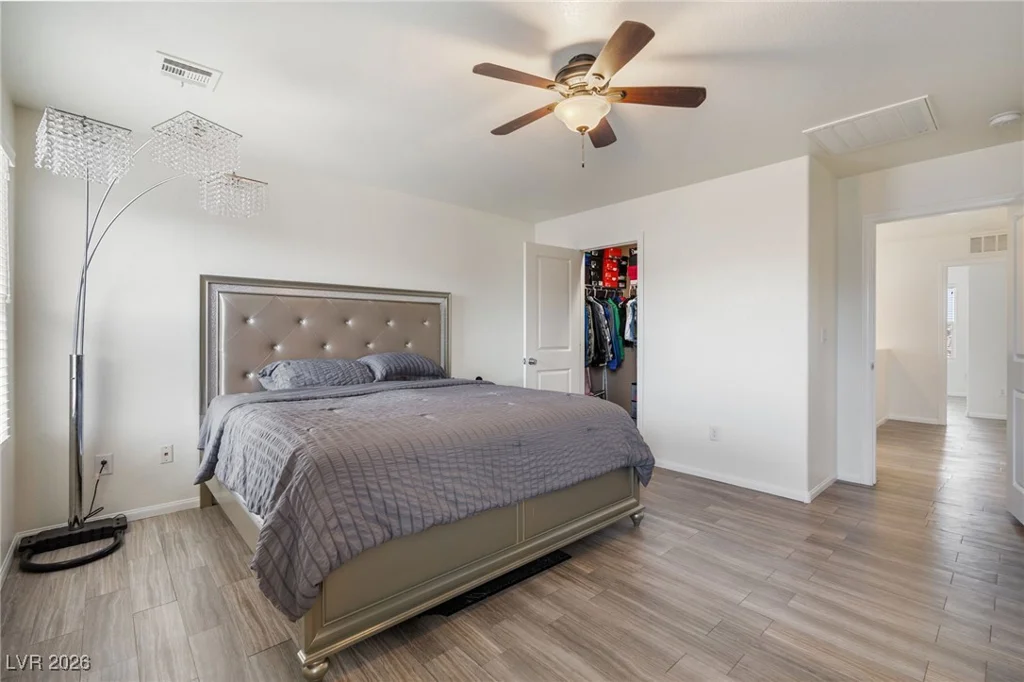 10589 Natural Bridge, Las Vegas, NV 89179