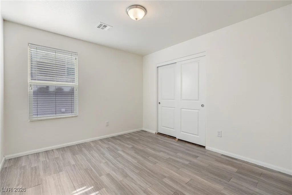 10589 Natural Bridge, Las Vegas, NV 89179