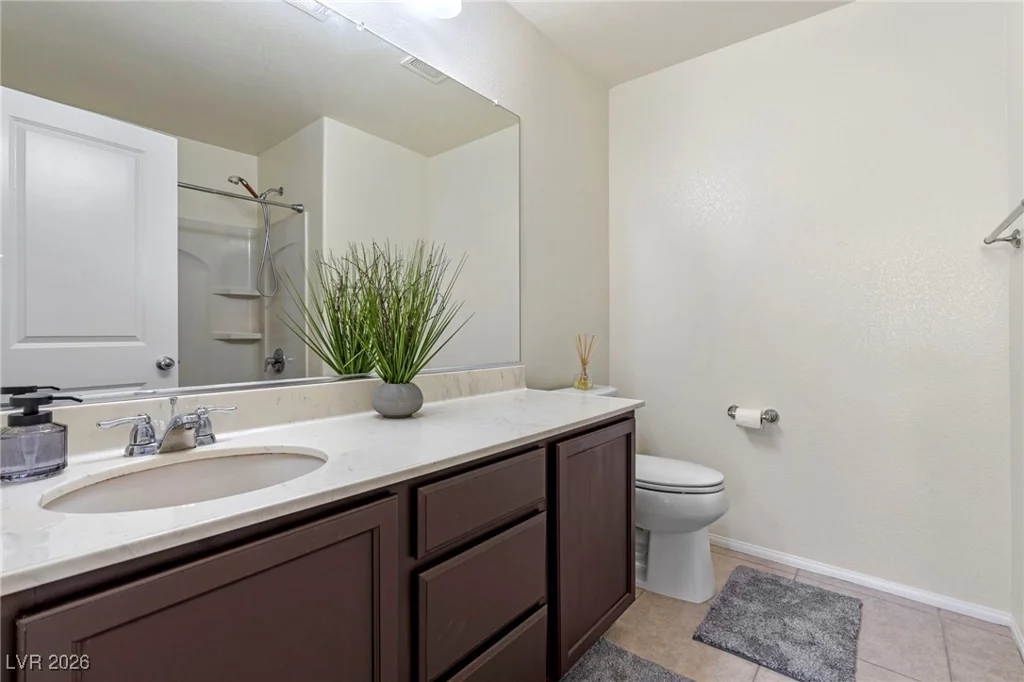 10589 Natural Bridge, Las Vegas, NV 89179