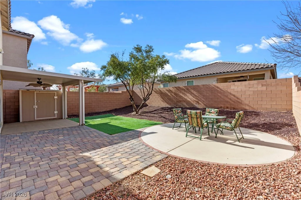 10589 Natural Bridge, Las Vegas, NV 89179