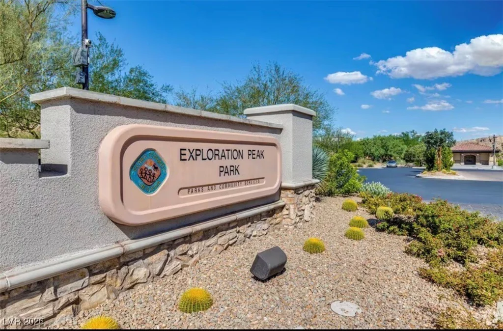 10589 Natural Bridge, Las Vegas, NV 89179
