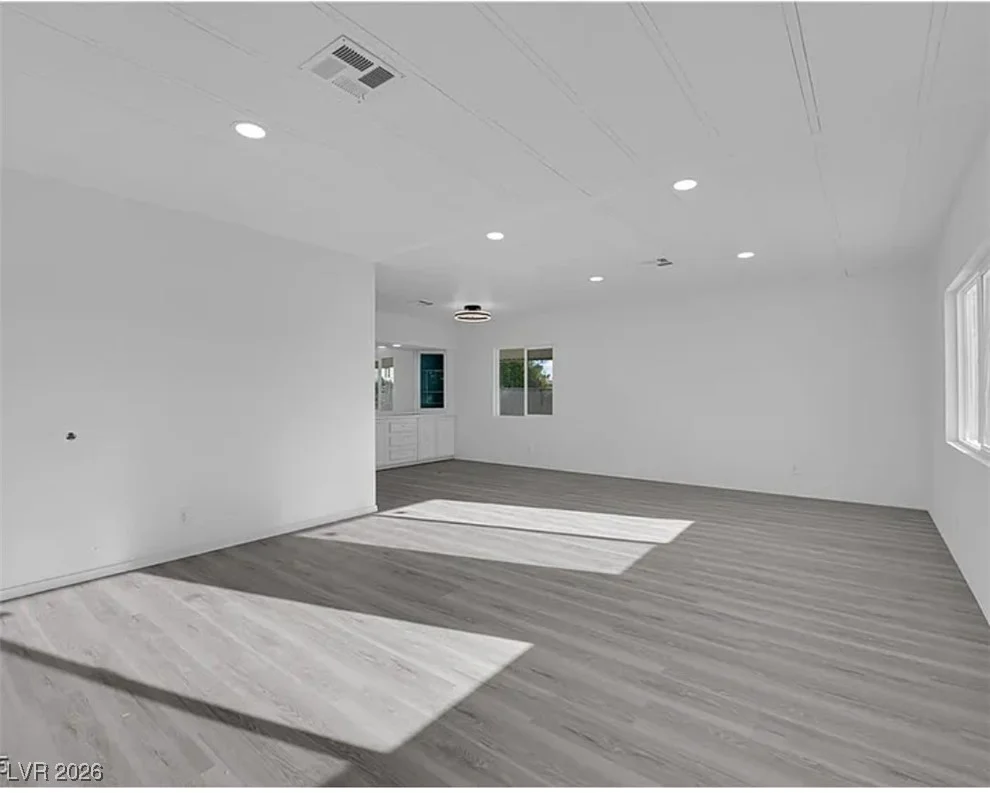 332 Sir Jeffery, Las Vegas, NV 89110