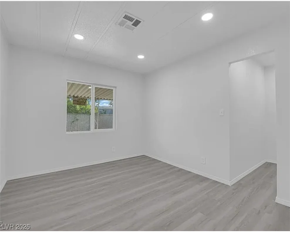 332 Sir Jeffery, Las Vegas, NV 89110