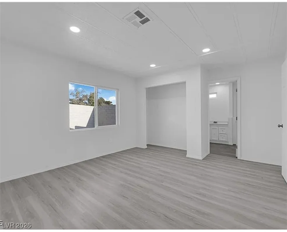 332 Sir Jeffery, Las Vegas, NV 89110