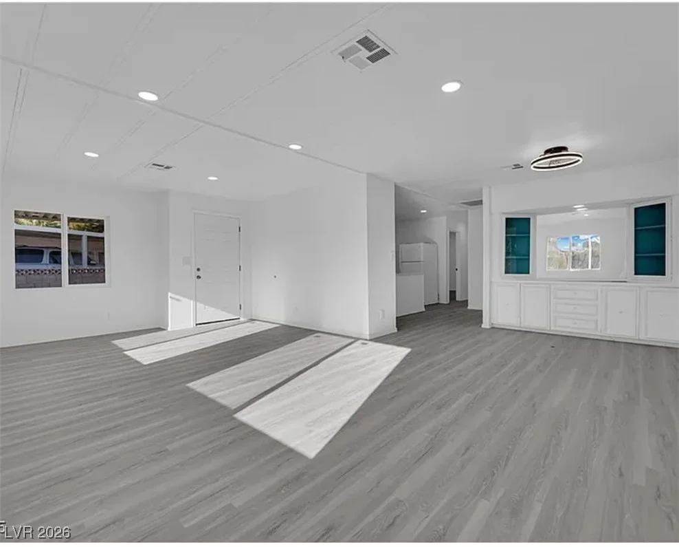 332 Sir Jeffery, Las Vegas, NV 89110