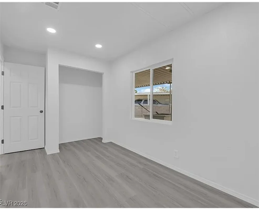 332 Sir Jeffery, Las Vegas, NV 89110