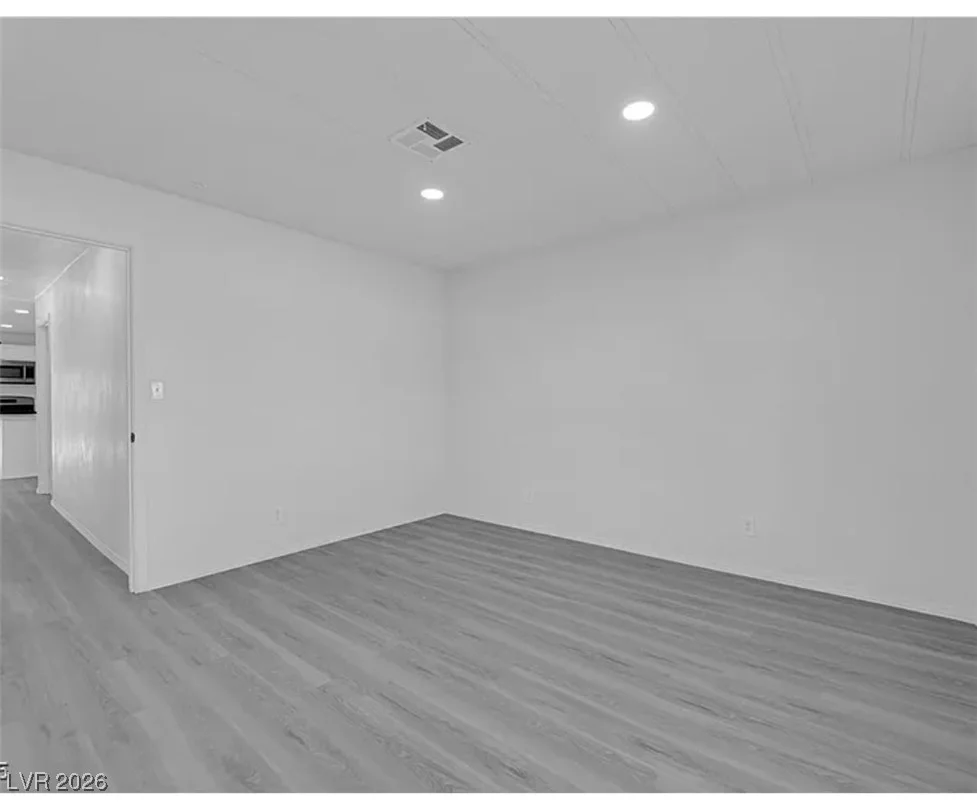 332 Sir Jeffery, Las Vegas, NV 89110
