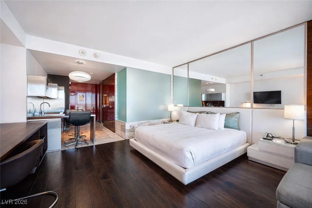 4381 Flamingo, Las Vegas, NV 89103
