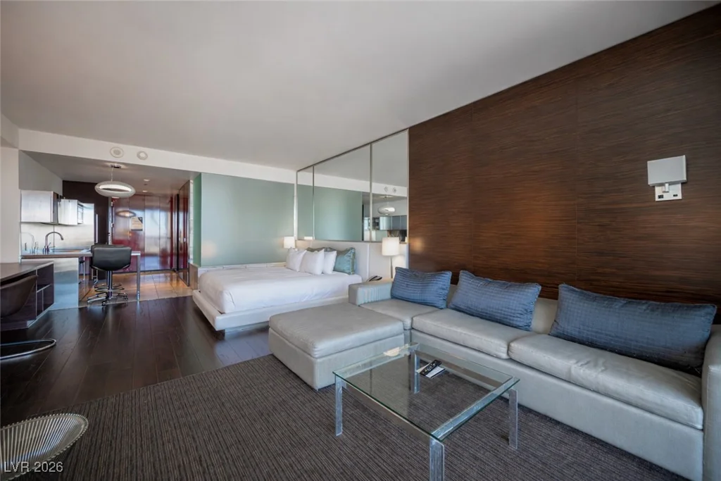 4381 Flamingo, Las Vegas, NV 89103