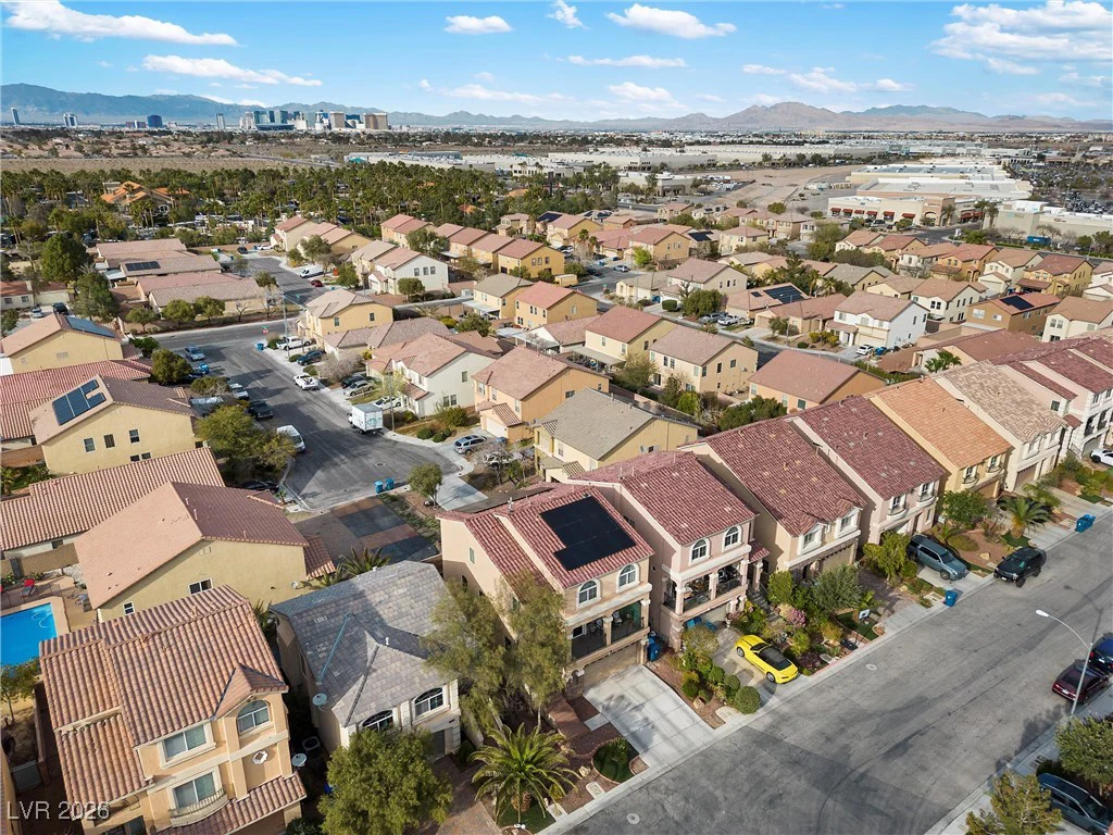 4552 Mission Meadow, Las Vegas, NV 89139