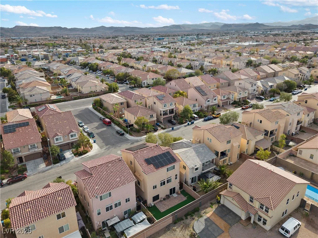 4552 Mission Meadow, Las Vegas, NV 89139