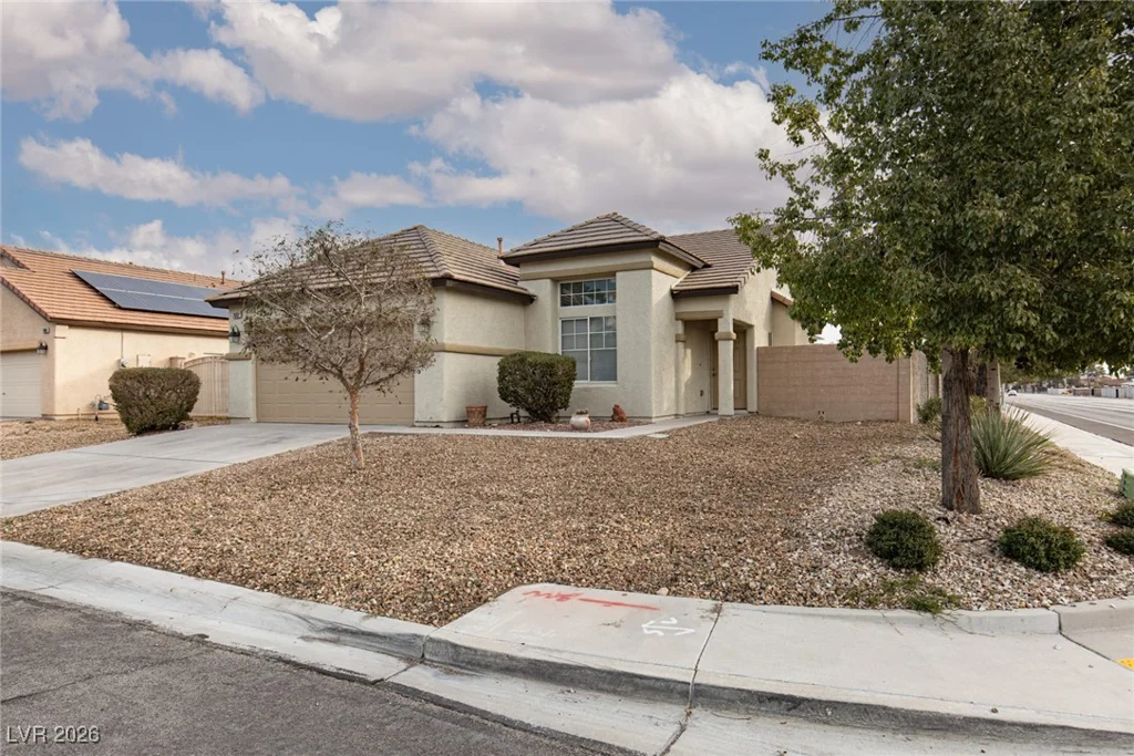 7692 Silent Falls, Las Vegas, NV 89123