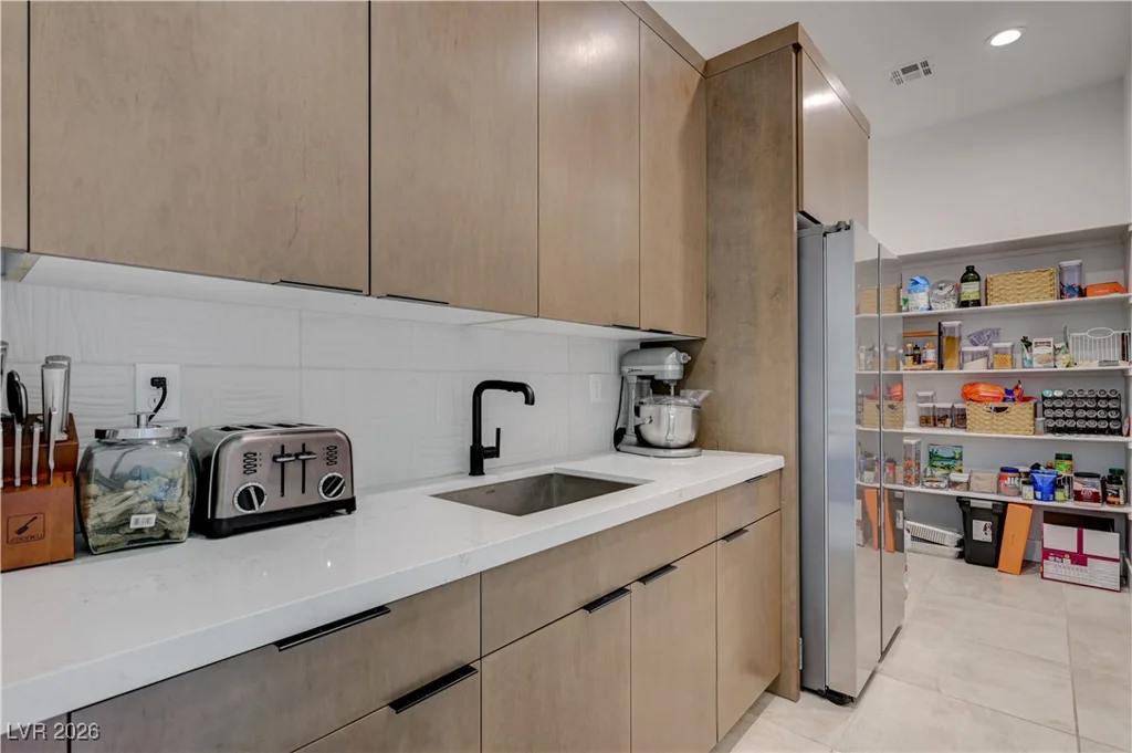 5745 El Royale, Las Vegas, NV 89149
