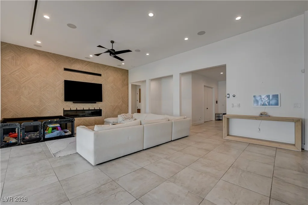 5745 El Royale, Las Vegas, NV 89149