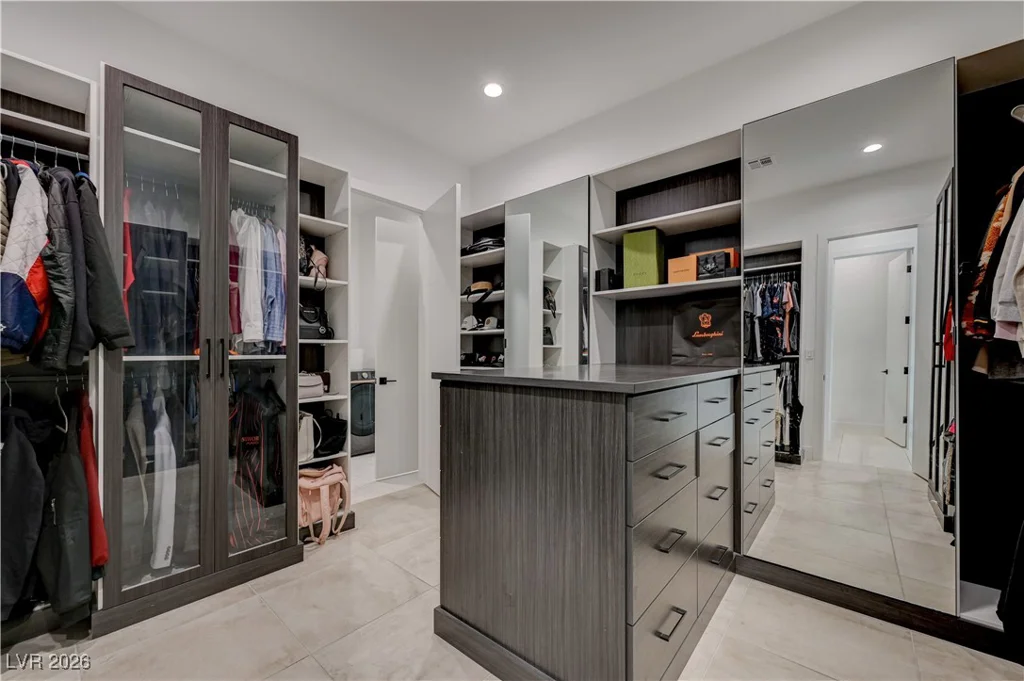 5745 El Royale, Las Vegas, NV 89149