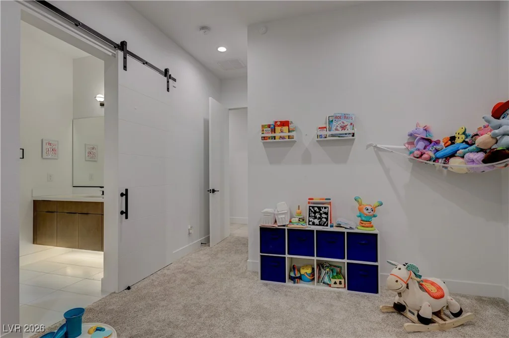 5745 El Royale, Las Vegas, NV 89149