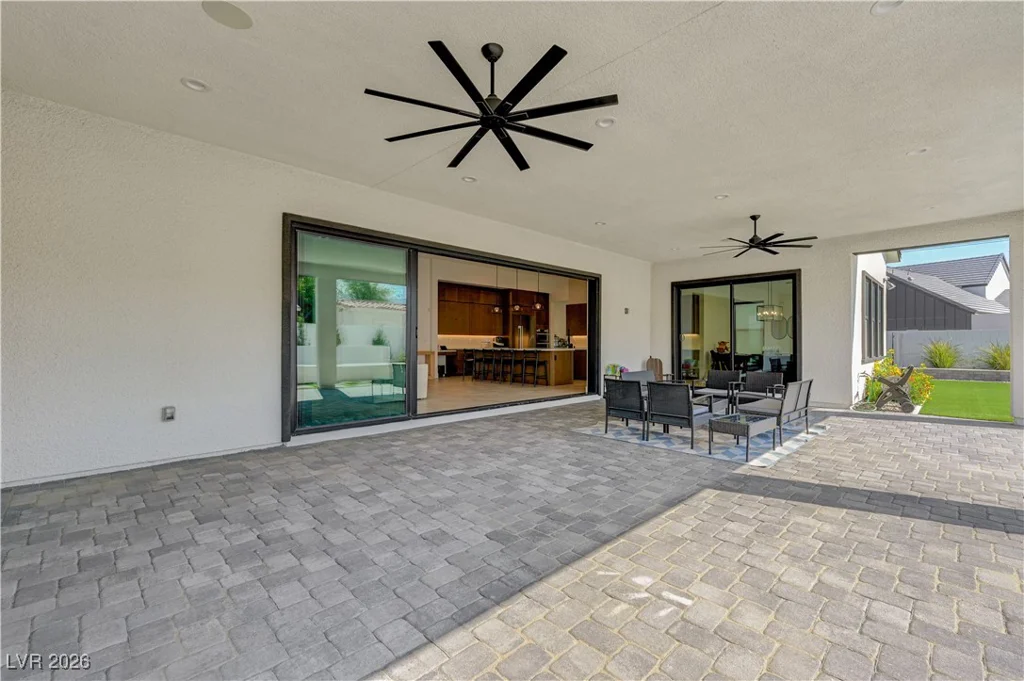 5745 El Royale, Las Vegas, NV 89149