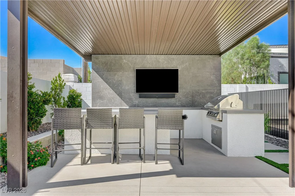 5745 El Royale, Las Vegas, NV 89149
