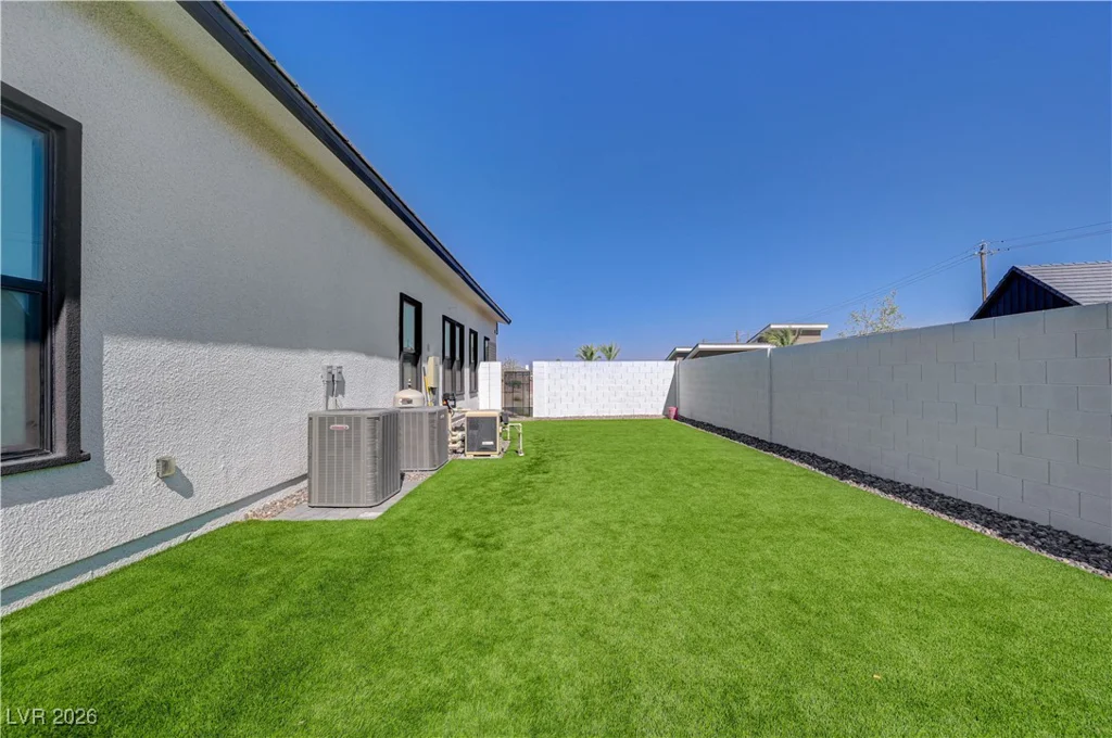 5745 El Royale, Las Vegas, NV 89149