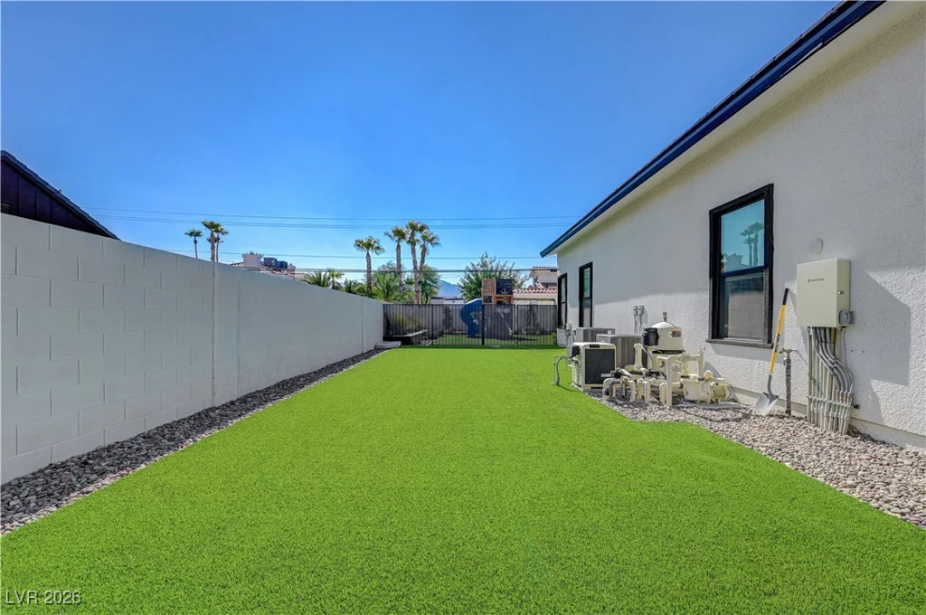 5745 El Royale, Las Vegas, NV 89149