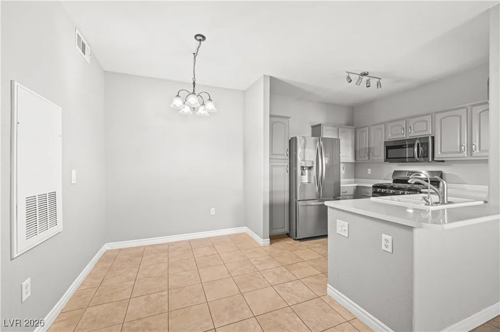 855 Stephanie, Henderson, NV 89014