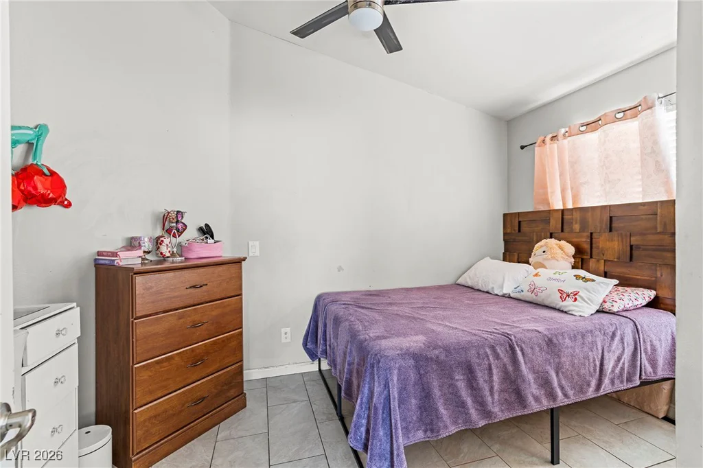 2184 Raspberry Hill, Las Vegas, NV 89142
