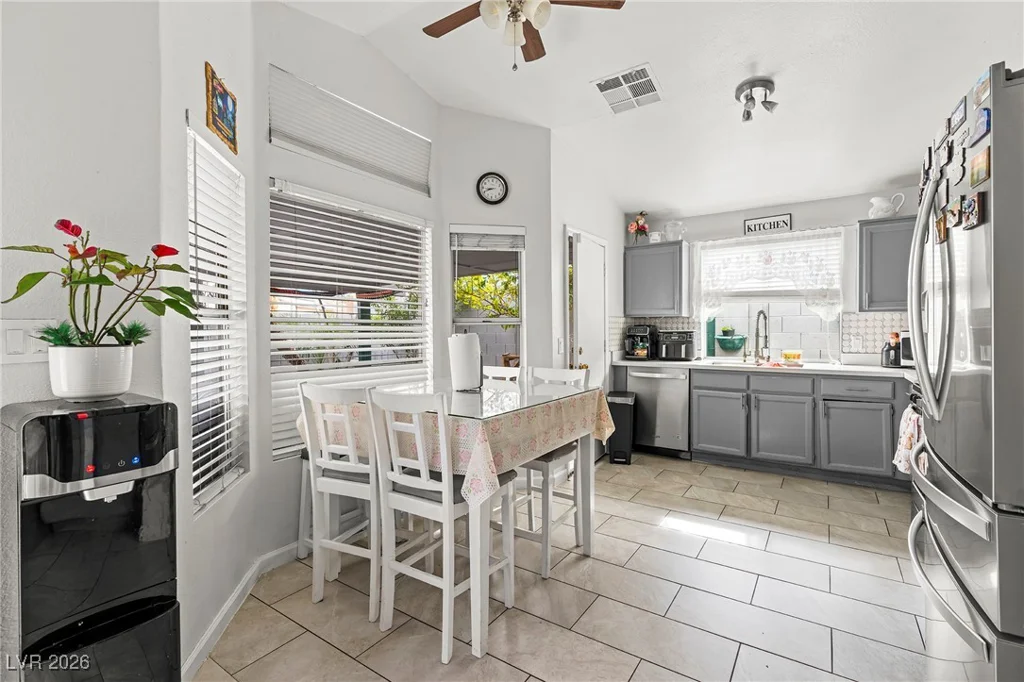 2184 Raspberry Hill, Las Vegas, NV 89142