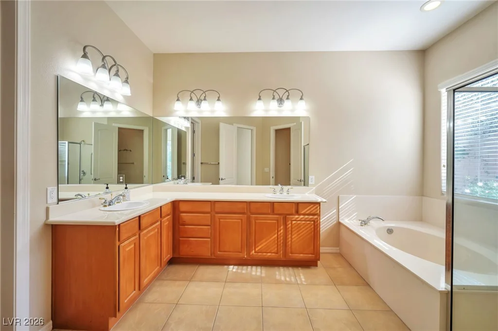 2182 Clearwater Lake, Henderson, NV 89044