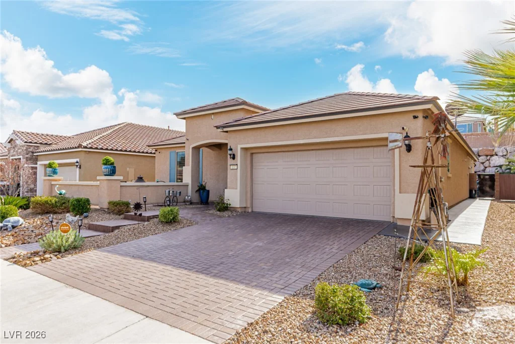137 Outcrop Ridge, Henderson, NV 89002