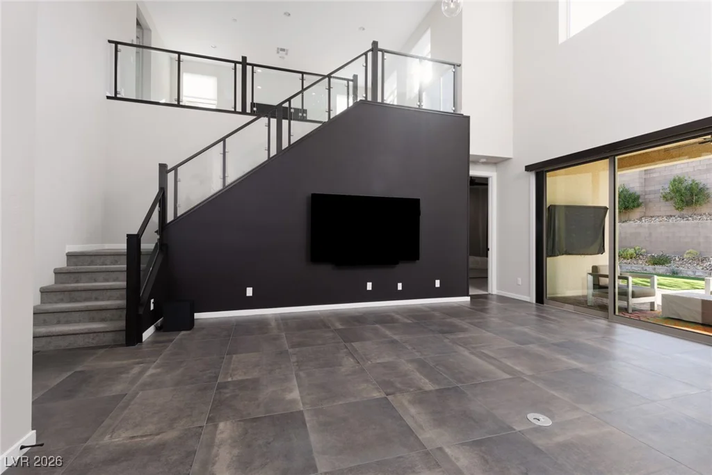 379 Malpaso, Las Vegas, NV 89138