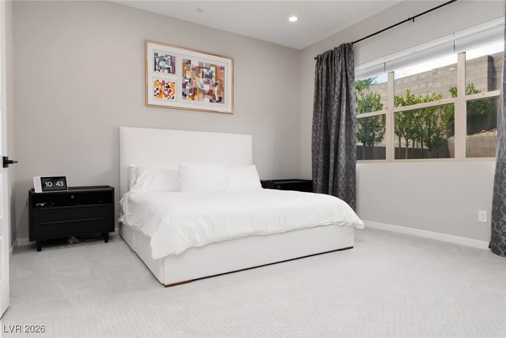 379 Malpaso, Las Vegas, NV 89138