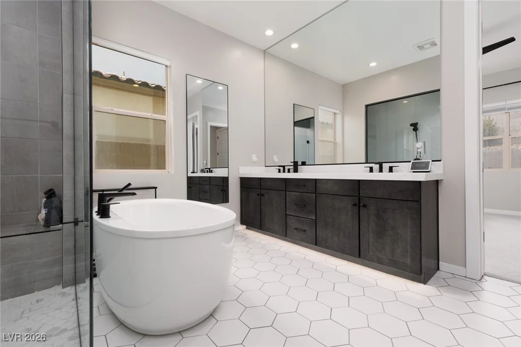379 Malpaso, Las Vegas, NV 89138