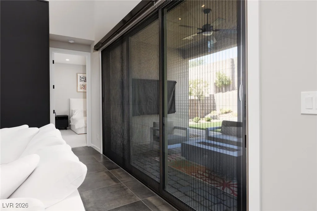 379 Malpaso, Las Vegas, NV 89138