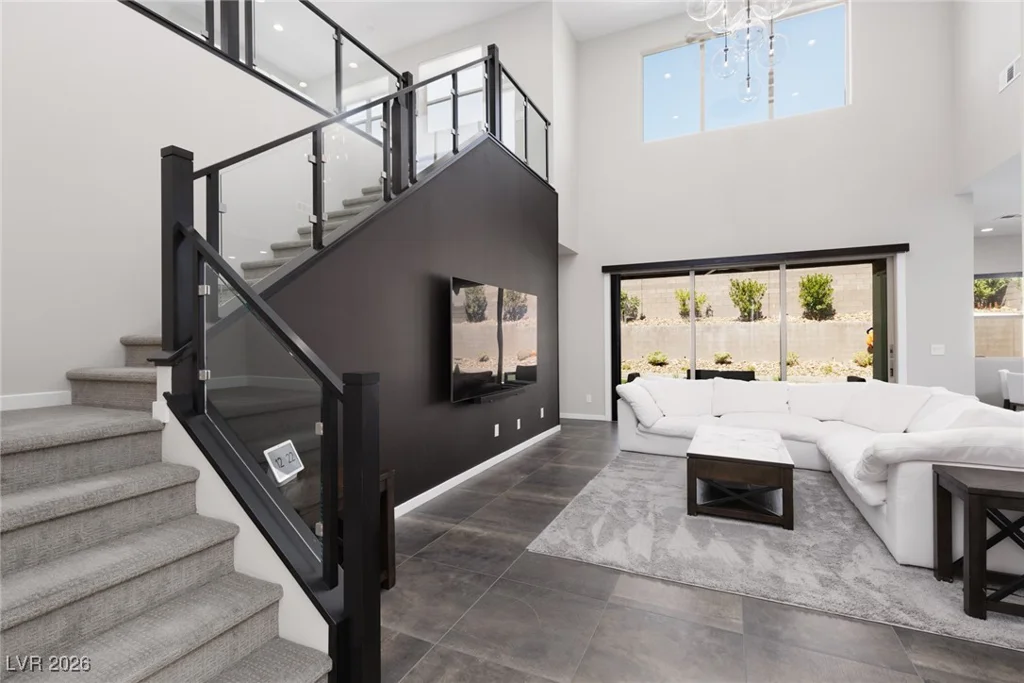 379 Malpaso, Las Vegas, NV 89138