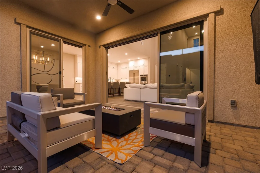 379 Malpaso, Las Vegas, NV 89138
