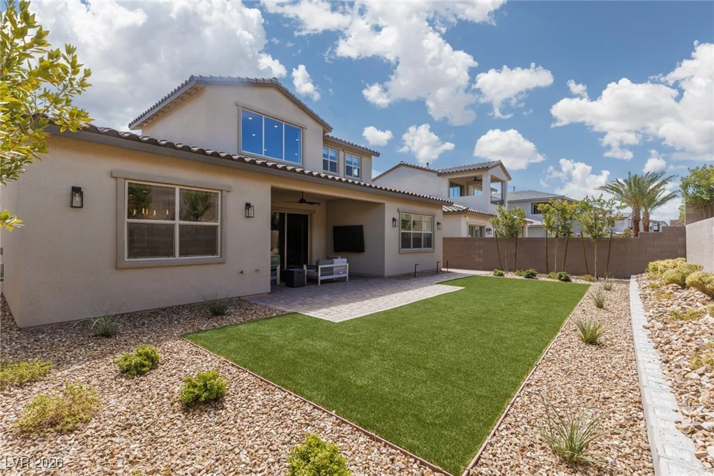 379 Malpaso, Las Vegas, NV 89138