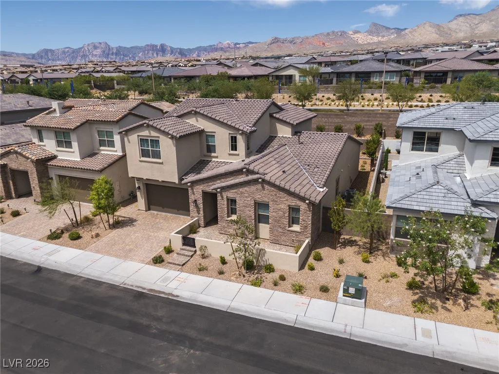 379 Malpaso, Las Vegas, NV 89138