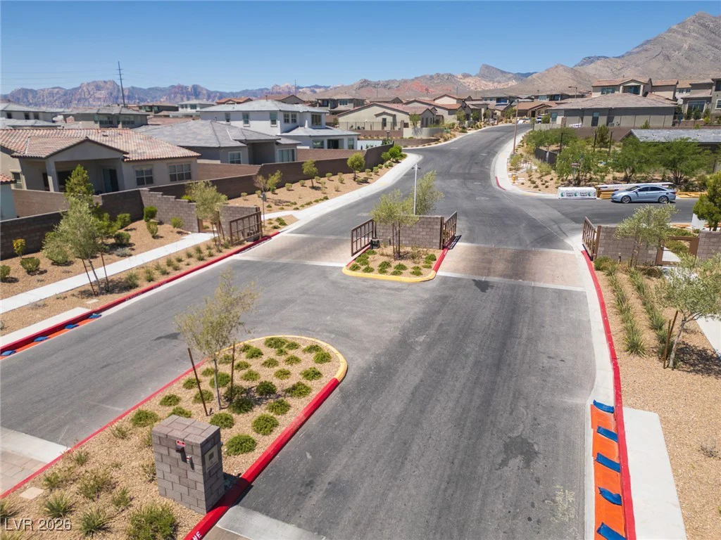 379 Malpaso, Las Vegas, NV 89138