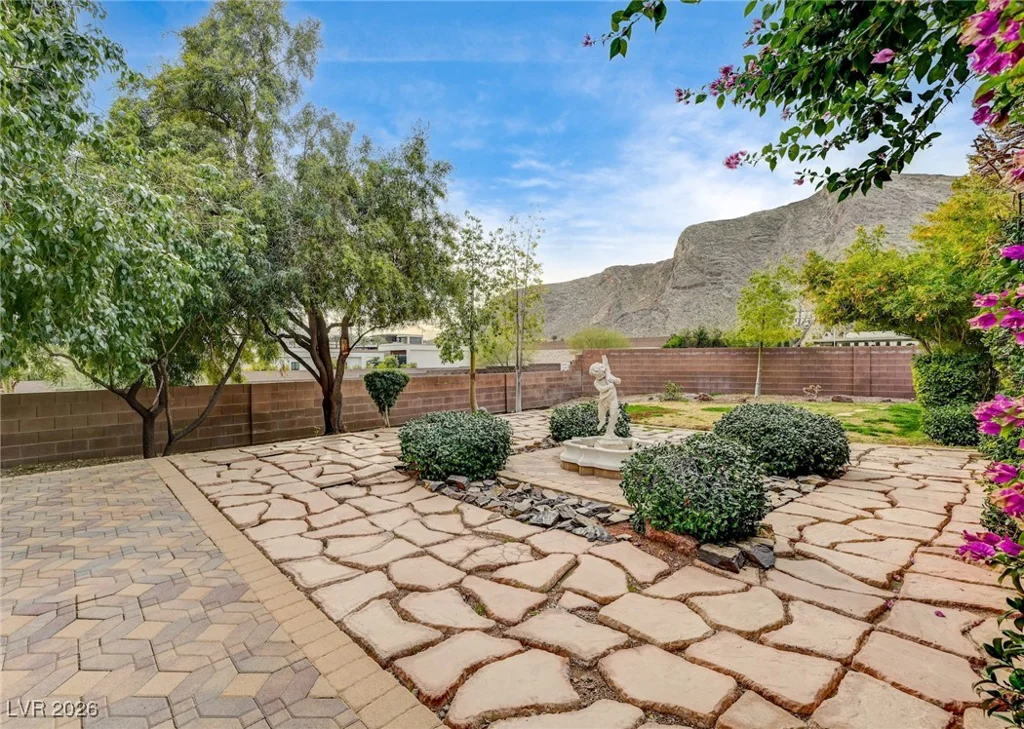 4326 Micahs Canyon, Las Vegas, NV 89129