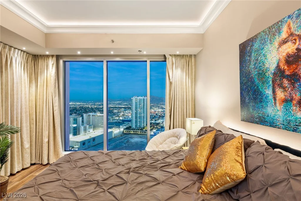 2700 Las Vegas, Las Vegas, NV 89109