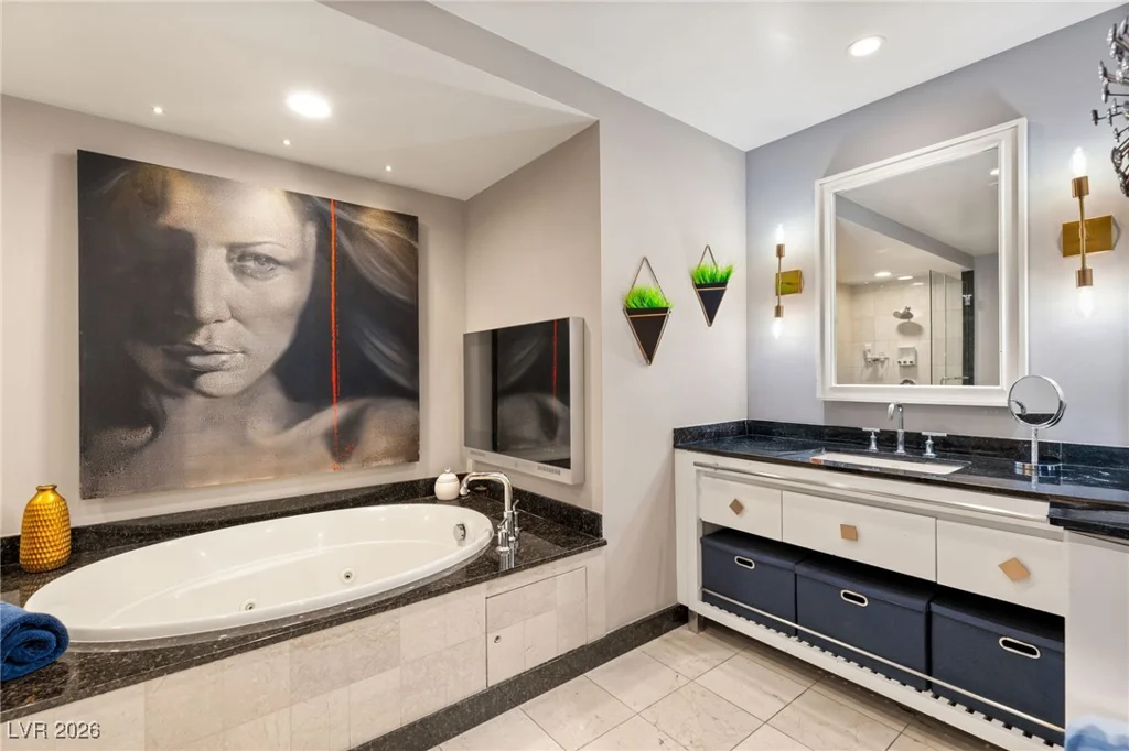 2700 Las Vegas, Las Vegas, NV 89109
