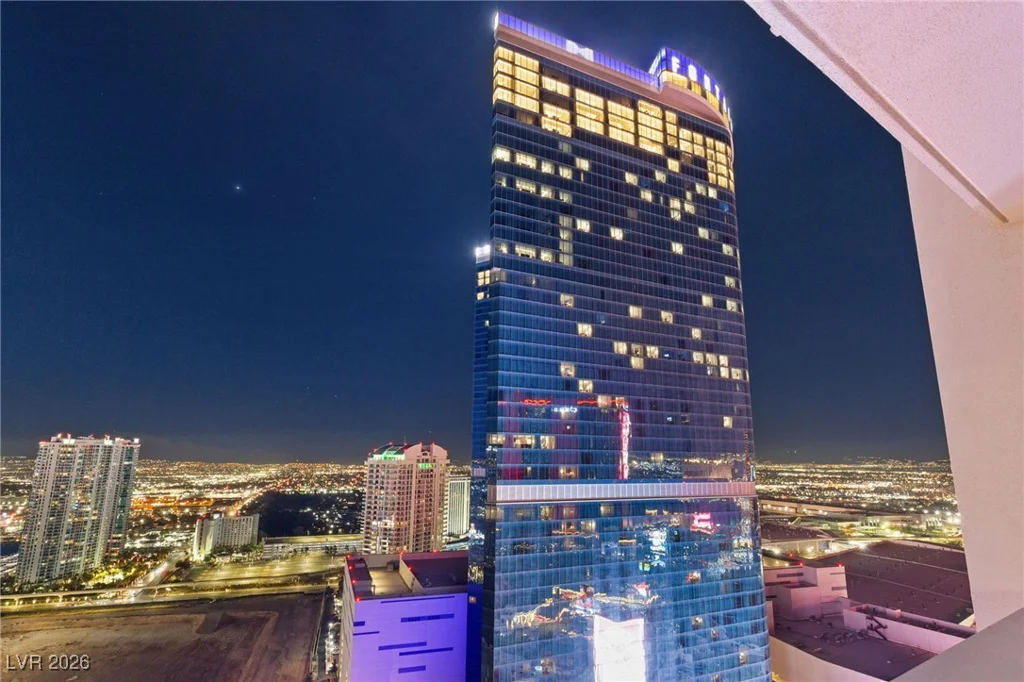 2700 Las Vegas, Las Vegas, NV 89109