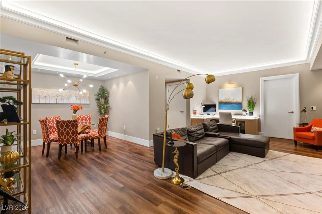 2700 Las Vegas, Las Vegas, NV 89109