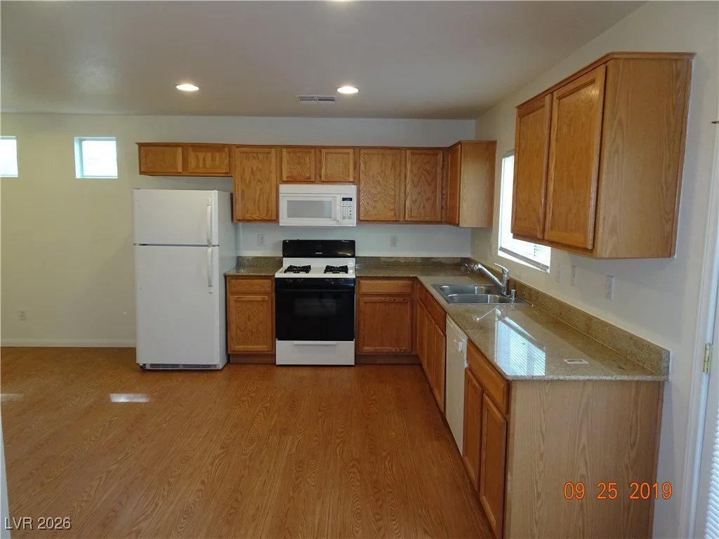 5247 Starter, Las Vegas, NV 89156