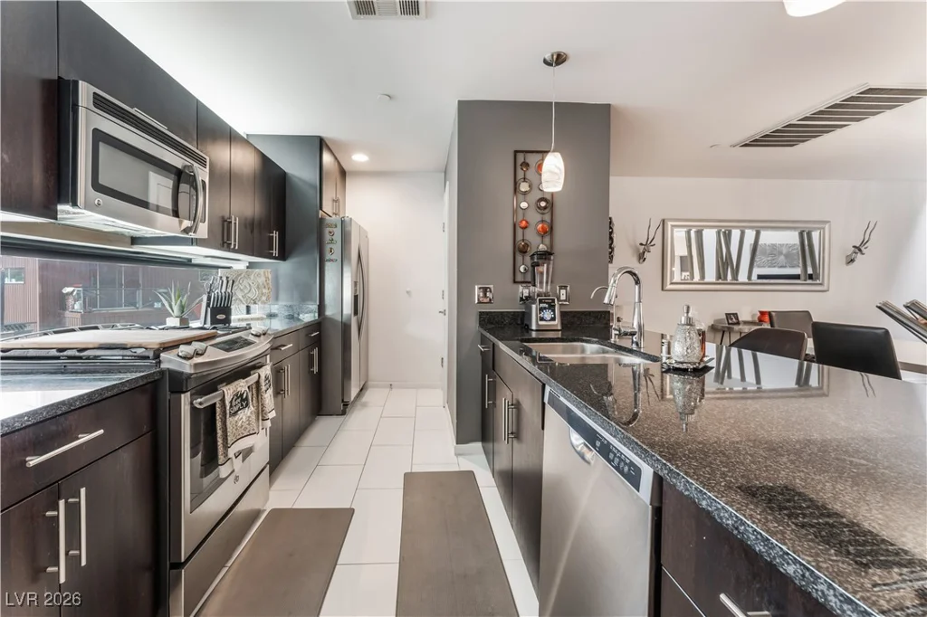 231 Dougram, Las Vegas, NV 89101