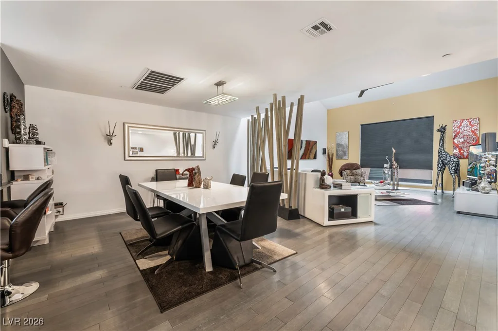231 Dougram, Las Vegas, NV 89101