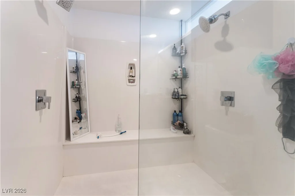 231 Dougram, Las Vegas, NV 89101