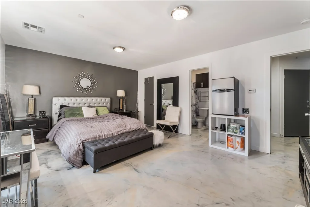 231 Dougram, Las Vegas, NV 89101