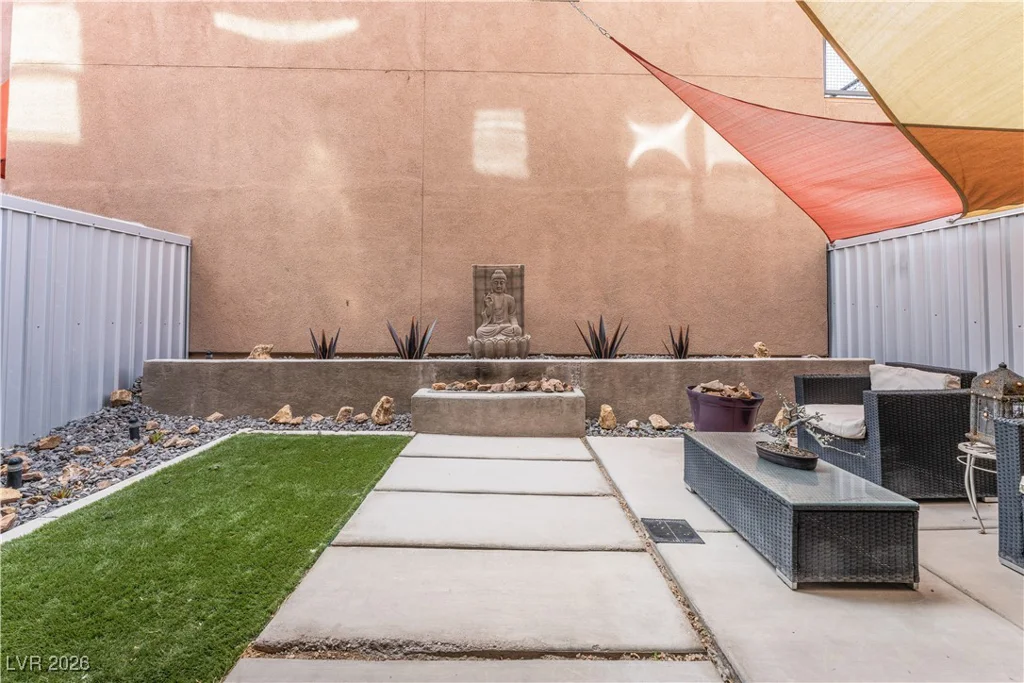231 Dougram, Las Vegas, NV 89101