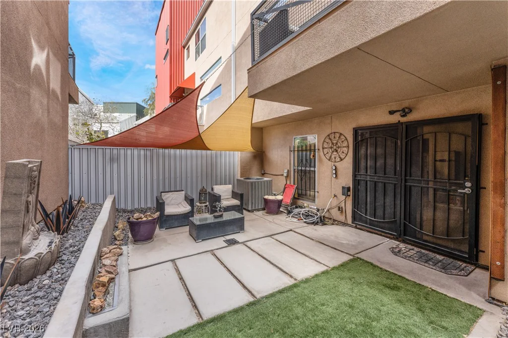 231 Dougram, Las Vegas, NV 89101